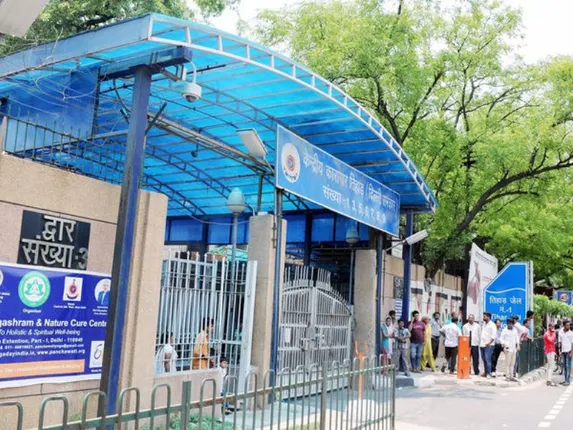 ନିର୍ଭୟା ଦୁଷ୍କର୍ମକାରୀ ମୁକେଶ ସିଂହକୁ ତିହାର ଜେଲ ମଧ୍ୟରେ କରାଯାଇଥିଲା ଦୁଷ୍କର୍ମ; ସୁପ୍ରିମ୍‌ କୋର୍ଟରେ ଅଭିଯୋଗ କଲେ ମୁକେଶର ଓକିଲ