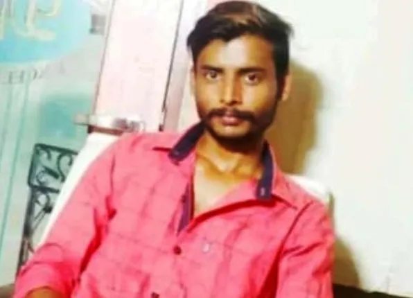 ପୁଅର ମୃତ ଦେହ ଫେରାଇବାକୁ ଅହମଦାବାଦ୍ ପୁଲିସର ଜୁଲମ, ପିତାଙ୍କ ସମେତ ୫ ଓଡ଼ିଆଙ୍କୁ ଅଟକ