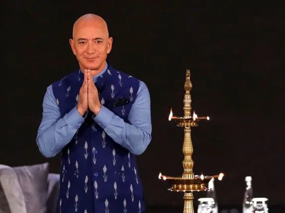 ଆଗାମୀ ୫ ବର୍ଷ ଭିତରେ ଭାରତରେ ୧ ନିୟୁତ ଚାକିରି ଯୋଗାଇ ଦେବ ଆମାଜନ୍‌: ଜେଫ୍‌ ବେଜୋସ୍‌