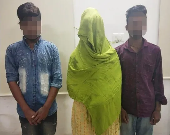 ଭୁବନେଶ୍ବର : ୫୦ଗ୍ରାମ୍‌ ବ୍ରାଉନ ସୁଗାର ଜବତ, ଯୁବତୀଙ୍କ ସମେତ ୪ ଗିରଫ