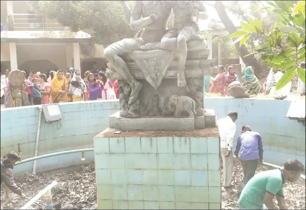 ପ୍ରଶାସନ ବେଫିକର, ଲୋକେ ସଫା କଲେ ଜୟଦେବ ପୀଠ