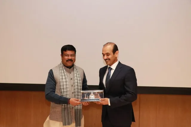 କତାର୍‌ ଉର୍ଜା ମନ୍ତ୍ରୀଙ୍କ ସହ କେନ୍ଦ୍ରମନ୍ତ୍ରୀ ଧର୍ମେନ୍ଦ୍ରଙ୍କ ଆଲୋଚନା