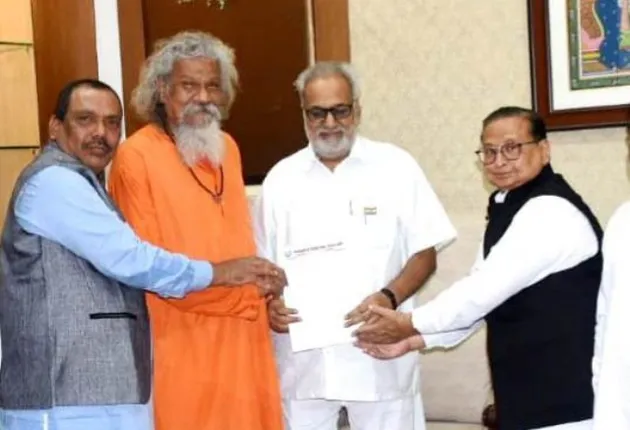 ‌‌ପ୍ରେରଣା ଗ୍ରିନ୍‌ ଆର୍ମି ପକ୍ଷରୁ ରାଷ୍ଟ୍ରପତି, ପ୍ରଧାନମନ୍ତ୍ରୀ, ମିଳିତ ଜାତିସଂଘ ସାଧାରଣ ସଂପାଦକଙ୍କୁ ଦାବିପତ୍ର : ଗଛ ଲଗାଇ ସବୁଜ ଆନ୍ଦୋଳନରେ ସାମିଲ ହୁଅ