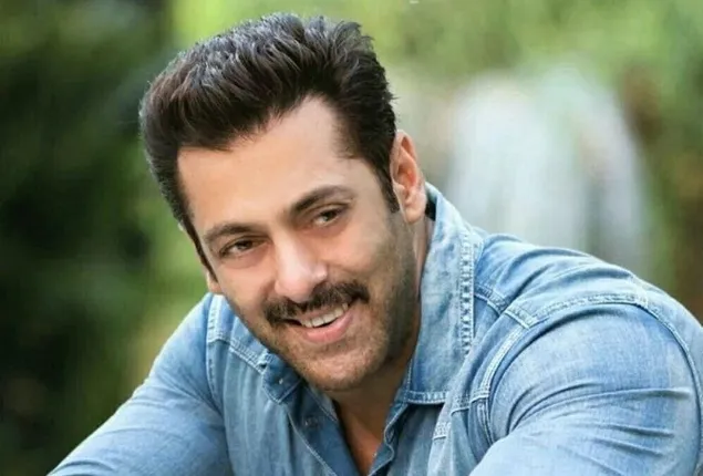 ଟଙ୍କା ବଞ୍ଚାଇବା ପାଇଁ ଗାଡ଼ିରେ ପେଟ୍ରୋଲ ସହ  କିରୋସିନ୍ ମିଶାଇ ଚଲାଉଥିଲେ ସଲମାନ, ଏବେ ବି ସାଇକେଲ ମେକାନିକଙ୍କର ବାକି ରଖିଛନ୍ତି ଏତିକି ଟଙ୍କା