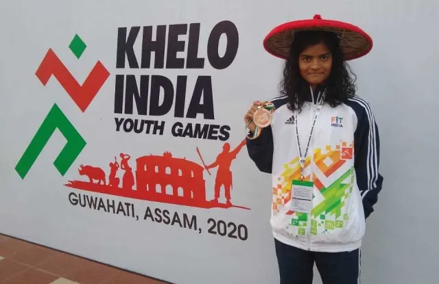 ଖେଲୋ ଇଣ୍ଡିଆ: ୧୦୦ ମିଟର୍ ବ୍ୟାକ୍‌ଷ୍ଟ୍ରୋକ୍‌ରେ ଓଡ଼ିଶାର ସନ୍ତରଣ ତାରକା ପ୍ରତ୍ୟାଶା ରାୟଙ୍କୁ ରୌପ୍ୟ