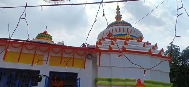 ଲକ୍ଷ୍ମୀପୁର ବ୍ଲକ ଓଡିଆପେଣ୍ଠ ଗ୍ରାମପଞ୍ଚାୟତ ଧରଡା ଗାଁରେ ଧବଳେଶ୍ୱର ମନ୍ଦିରର ରତ୍ନମୁଦ ପ୍ରତିଷ୍ଠା ଉତ୍ସବ ମହାସମାରୋହରେ ପାଳିତ