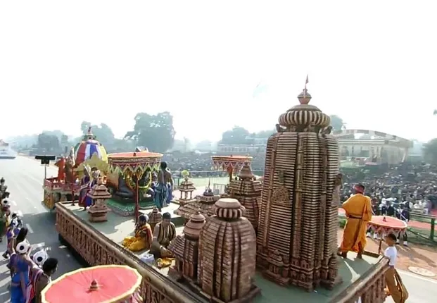 ଦିଲ୍ଲୀ ରାଜପଥରେ ମନମୋହିଲା ଓଡ଼ିଶା ପ୍ରଜ୍ଞାପନ ମେଢ଼: ପ୍ରଥମ ସ୍ଥାନ ପାଇଲେ ଓଡ଼ିଶା ନୃତ୍ୟଶିଳ୍ପୀ