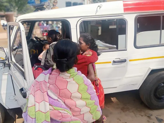 ପୂଜା ସ୍ପଞ୍ଜ ଆଇରନ କାରଖାନାରେ ଗ୍ୟାସ୍‌ ଲିକ ଘଟଣା: ୨ ମୃତକ ପରିବାରକୁ ମିଳିଲା କ୍ଷତିପୂରଣ