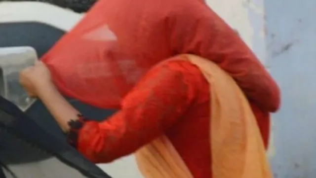 କଲଗାର୍ଲ ବୁକ୍‌ କରି ଠିକଣା ସ୍ଥାନରେ ପହଞ୍ଚିବା ପରେ ବିଛଣାରେ ପତ୍ନୀଙ୍କୁ ଦେଖିଥିଲେ ସ୍ୱାମୀ !