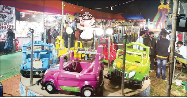 କୁମ୍ଭମେଳାକୁ ବର୍ଷା ବଇରି: ଯାତ୍ରା ଜମିଲାଣି, ମେଳା ଭିଡ଼ ଜମୁନି