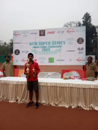 ସର୍ବଭାରତୀୟ ସୁପର ସିରିଜ୍‌ ଟେନିସ୍‌: ଦେବାଶିଷଙ୍କୁ ଦୁଇଟି ଉପବିଜେତା ଟ୍ରଫି