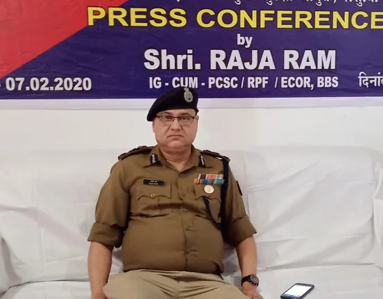 ଆରପିଏଫ ଆଇଜିଙ୍କ କୋରାପୁଟ ଗସ୍ତ, ଯାତ୍ରୀ ସୁରକ୍ଷା ଉପରେ ଦେଲେ ଗୁରୁତ୍ୱ