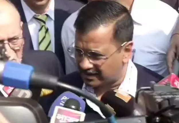 ହିଂସାରେ ସଂପୃକ୍ତ ରାଜନୈତିକ ଦଳର ବ୍ୟକ୍ତିମାନଙ୍କୁ କଠୋର ଦଣ୍ଡ ଦିଆଯାଉ : କେଜ୍ରିଓ୍ଵାଲ