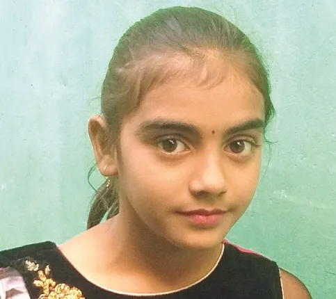 ପାଟଣାଗଡ଼ : ପଞ୍ଚମ ଶ୍ରେଣୀରେ ପାଠ ପଢ଼ୁଥିବା ବର୍ଷାରାଣୀ ତ୍ରିପାଠୀଙ୍କ କଣ୍ଠରୁ ଝରୁଛି ଲୋକସଂଗୀତ