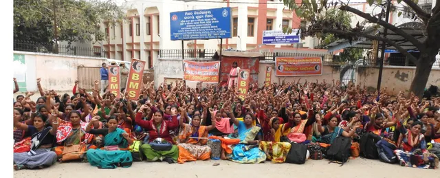 ଆଶାସାଥୀ ସଂଘ ଘେରିଲା ଏନ୍‌ଏଚ୍‌ଏମ୍‌ ଅଫିସ