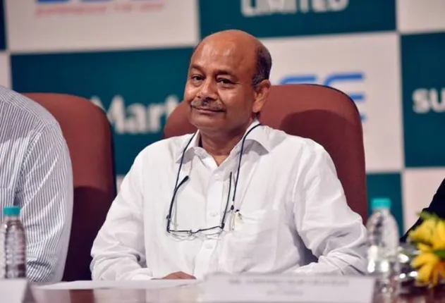 ମୁକେଶ ଅମ୍ବାନିଙ୍କ ପଛକୁ ଦ୍ଵିତୀୟ ଧନୀ ଭାରତୀୟ ହେଲେ ରାଧାକୃଷ୍ଣ ଦାମନି, କଣ କରନ୍ତି ରାଧାକୃଷ୍ଣ ଜାଣନ୍ତୁ