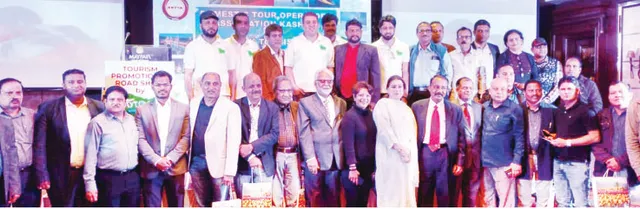 ଜମ୍ମୁ-କଶ୍ମୀର ବୁଲିବାକୁ ଓଡ଼ିଶା ପର୍ଯ୍ୟଟକଙ୍କ ପାଇଁ ସ୍ବତନ୍ତ୍ର ଅଫର୍‌: ହୋଟେଲ୍‌ରେ ୩୦ %, ହାଉସ୍‌ବୋଟ୍‌ସରେ ୫୦% ରିହାତି