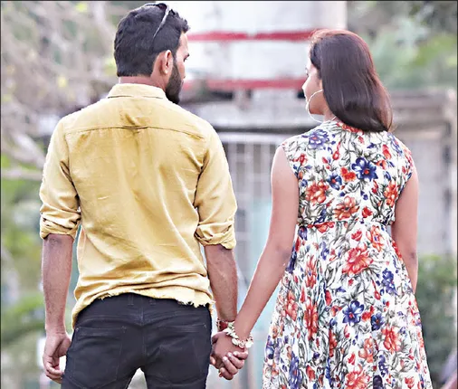 ଭାଲେଣ୍ଟାଇନ୍‌ସ୍‌ ଡେ: ପ୍ରେମ ହେଲା ଖୁଲମ୍‌ଖୁଲା...