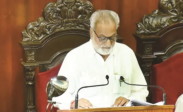 କରୋନା ମୁକାବିଲା ପାଇଁ ୩୪ ଲକ୍ଷ ୨୦ ହଜାର ଟଙ୍କାର ସହାୟତା ପ୍ରଦାନ କଲେ ଓଡ଼ିଶା ରାଜ୍ୟପାଳ