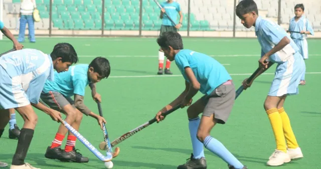 ସ୍କୁଲସ୍ତରରୁ ହକି କୋଚିଂ : ପ୍ରଥମ ପର୍ଯ୍ୟାୟରେ ୭ ସ୍କୁଲ ଚିହ୍ନଟ, ସ୍କୁଲ ସମୟ ପୂର୍ବରୁ କିମ୍ବା ପରେ ତାଲିମ