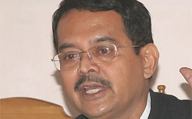 ବିତର୍କ: ଚୀନ, ପାକିସ୍ତାନ ମନ୍ତ୍ରୀଙ୍କ ସହ ହାତ ମିଳାଉ ନାହାନ୍ତି ଆମ ମନ୍ତ୍ରୀ; କେତେ ଲାଭ, କେତେ କ୍ଷତି