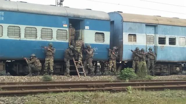 ରଙ୍ଗମାଟିଆରେ ଯବାନଙ୍କ ମକ୍‌ଡ୍ରିଲ୍‌ : ‌ଟ୍ରେନ୍‌ରୁ ଧରାପଡ଼ିଲେ ଆତଙ୍କୀ!