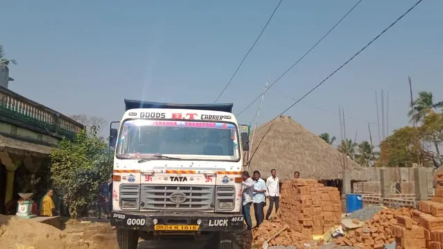 ୧୧ କେଭି ବିଦ୍ୟୁତ୍ ତାର ଲାଗି ଟ୍ରକ୍ ଚାଳକଙ୍କର ମୃତ୍ୟୁ