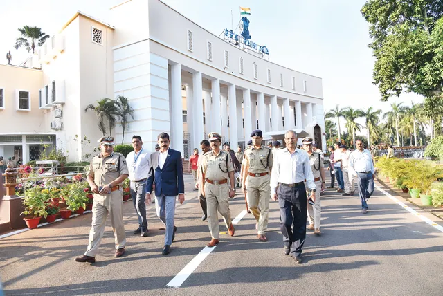 ବିଧାନସଭା ପରିସରରେ ସୁରକ୍ଷା ବ୍ୟବସ୍ଥାର ସମୀକ୍ଷା କଲେ ଡିଜି