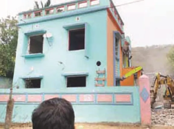 ରଙ୍ଗଶାଳା ଭାଙ୍ଗିବା ପ୍ରସଙ୍ଗରେ ଘେରିଲା ବିଜେପି : ତଥ୍ୟ ପ୍ରମାଣ ନଷ୍ଟ କରିବାକୁ ଯାଜପୁର ଜିଲ୍ଲା ପ୍ରଶାସନ ଚେଷ୍ଟା କରୁଛି