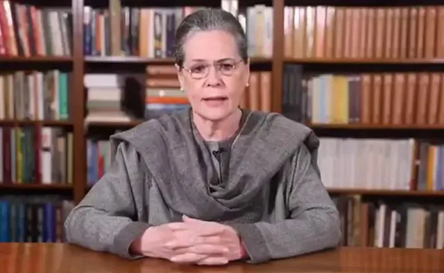 ଲକଡାଉନକୁ ନେଇ ମୋଦୀ ସରକାରଙ୍କୁ ଟାର୍ଗେଟ କଲେ ସୋନିଆ ଗାନ୍ଧୀ