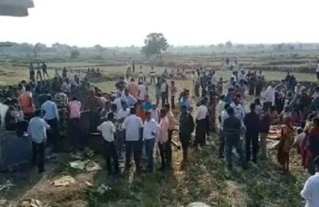 ଝିଅ କଲା ପ୍ରେମ ବିବାହ: ସମାଜର ଟାହିଟାପରା ଭୟରେ ପରିବାରଲୋକେ କଲେ ସାମୂହିକ ଆତ୍ମହତ୍ୟା