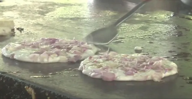 ତାମିଲନାଡୁର ହୋଟେଲ ମାଲିକଙ୍କ ଦାବି: ଏହି ପିଆଜ ଖାଆନ୍ତୁ, କରୋନା ଭାଇରସଠାରୁ ଦୂରରେ ରୁହନ୍ତୁ