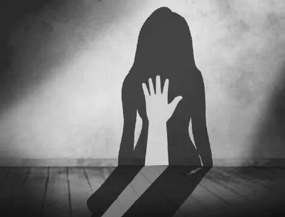 ସରୋଗେଟ୍ ମା’ ବନିବାକୁ ଆସିଥିବା ମହିଳାଙ୍କ ସହ ଶାରୀରିକ ସଂପର୍କ ରଖିବା ଉଦ୍ୟମ କରି ଗିରଫ ହେ‌ଲେ ବୃଦ୍ଧ