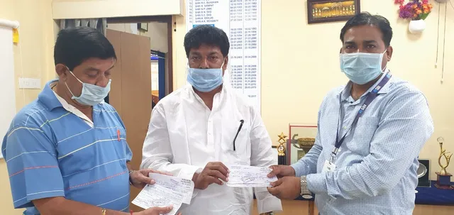 ମୁଖ୍ୟମନ୍ତ୍ରୀଙ୍କ ରିଲିଫ ପାଣ୍ଠିକୁ ୩ ମାସର ଦରମା ଦେଲେ ରାଜସ୍ୱ ଓ ବିପର୍ଯ୍ୟୟ ପରିଚାଳନା ମନ୍ତ୍ରୀ ସୁଦାମ ମାର୍ଣ୍ଡି