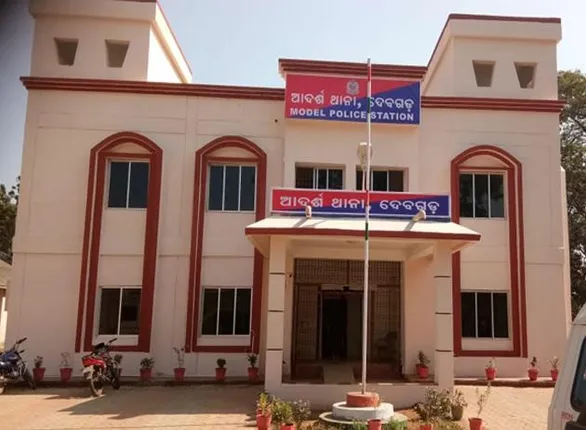 କେବିସି ଲଟେରି ନାଁରେ ଲୁଟିଲେ: ୭ ସାଇବର ଅପରାଧୀ ଗିରଫ