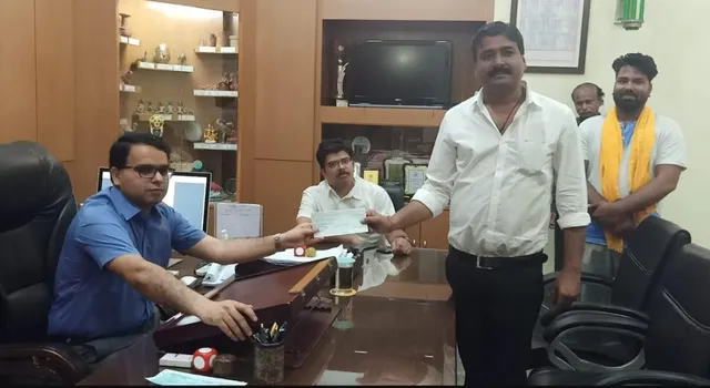 କୃଷି ନିଗମ ପକ୍ଷରୁ ମୁଖ୍ୟମନ୍ତ୍ରୀଙ୍କ ରିଲିଫ ପାଣ୍ଠିକୁ ଦଶ ଲକ୍ଷ ଟଙ୍କା ପ୍ରଦାନ