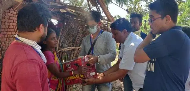 ଭାଇରସ ଭୟକୁ ଭୋକର ଦାଉ: ଅସହାୟଙ୍କ ସାହାଭରସା ସ୍ୱେଚ୍ଛାସେବୀ ସଂଗଠନ