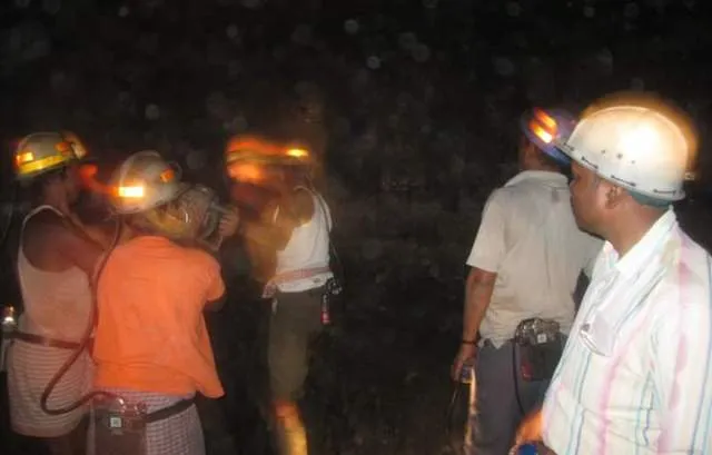 ଭୂତଳ କୋଇଲା ଖଣି ଶ୍ରମିକଙ୍କ ପାଇଁ ସାମାଜିକ ଦୂରତ୍ୱ ରଖିବା ଉପରେ ପ୍ରଶ୍ନବାଚୀ