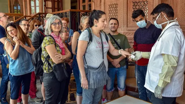 କରୋନାଭାଇରସ୍‌ ଆତଙ୍କ: ଫ୍ରାନ୍‌ସ୍‌, ଜର୍ମାନି ଏବଂ ସ୍ପେନ୍‌ ନାଗରିକଙ୍କୁ ଭାରତ ପ୍ରବେଶ ମନା; ଇଟାଲି ଓ ଇରାନ୍‌ ନାଗରିକଙ୍କ ପାଇଁ ଭିସା କଟକଣା