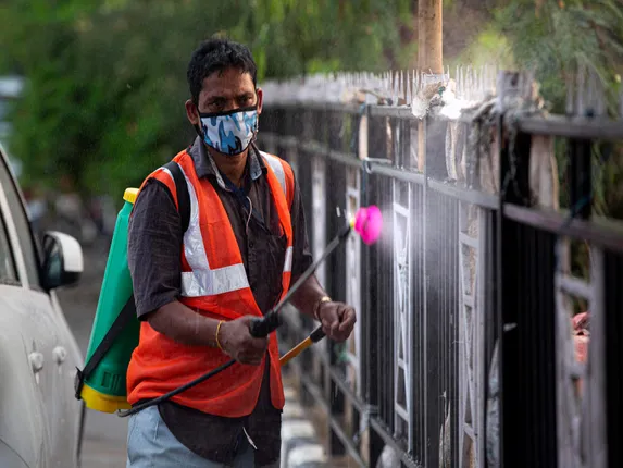 ଭାରତରେ ସମୁଦାୟ କରୋନାଭାଇରସ୍ ଆକ୍ରାନ୍ତଙ୍କ ସଂଖ୍ୟା ୬୫୬