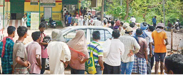 କ୍ୟାପିଟାଲ ହସ୍‌ପିଟାଲ ଆହାର କେନ୍ଦ୍ର: ଅପରାହ୍‌ଣ ୪ଟା ପର୍ଯ୍ୟନ୍ତ ଜଗିଲେ କ୍ଷୁଧାର୍ତ୍ତ