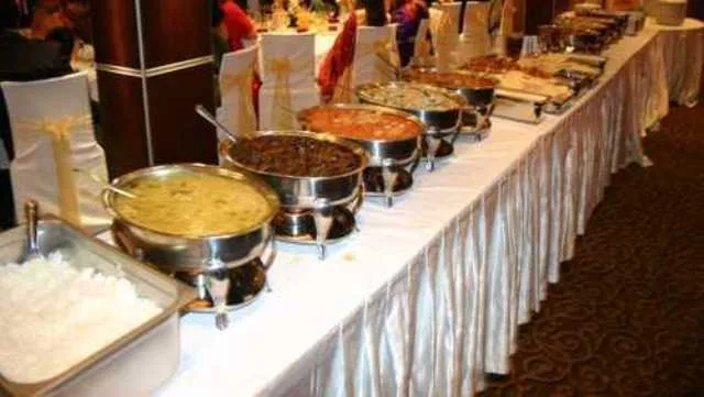 ରାୟଗଡ଼ା : କଟକଣା ସତ୍ତ୍ବେ ଚାଲିଥିଲା ବିବାହ ଭୋଜି