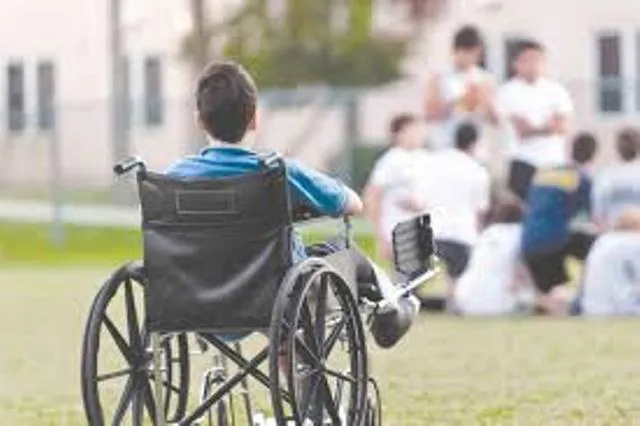 କରୋନା (କୋଭିଡ୍‌-୧୯)କୁ ଦୃଷ୍ଟିରେ ରଖି ୩ ମାସ ପାଇଁ ଦିବ୍ୟାଙ୍ଗ ଛାତ୍ରଛାତ୍ରୀଙ୍କ ହଷ୍ଟେଲ ବନ୍ଦ, ମିଳିବ ଅଗ୍ରିମ ଖାଦ୍ୟପେୟ ଓ ଯାତାୟାତ ଖର୍ଚ୍ଚ