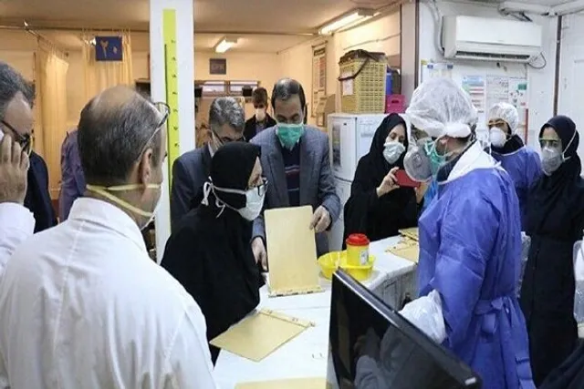 କରୋନାରୁ ଆରୋଗ୍ୟ ହେବା ଆଶାରେ ଆଲକହଲ ପିଇ ଇରାନରେ ୩୦୦ ମୃତ, ୧୦୦୦ ଗୁରୁତର