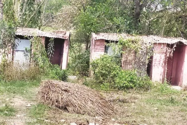 ନୂଆଗାଁରେ ପାଇଖାନା ଦୁର୍ନୀତି : ମିଳିମିଶି ଚାପିଦେଲେ, ଆଦିବାସୀ ଗାଁରେ ୯୦ ପ୍ରତିଶତ ହେର୍‌ଫେର୍‌