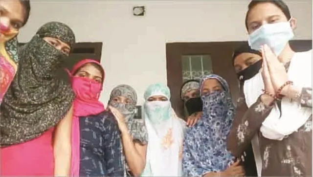 ବାହାର ରାଜ୍ୟରେ ଫସିଛନ୍ତି ଓଡ଼ିଶାର ଶତାଧିକ ଶ୍ରମିକଙ୍କ ସମେତ ଛ‌ାତ୍ରଛାତ୍ରୀ, ଉଦ୍ଧାର ପାଇଁ ସୋସିଆଲ ମିଡିଆରେ ନିବେଦନ 