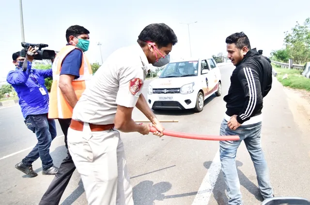 ରାଜଧାନୀରେ ଲକ୍‌ ଡାଉନ୍‌ ଉଲ୍ଲଂଘନକାରୀଙ୍କୁ ଦଣ୍ଡ : ୨୪ ଘଣ୍ଟାରେ ୧୪୯ ମାମଲା