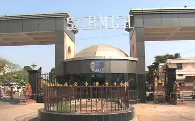 ଏସ୍‌ସିବି କାଜୁଆଲଟିରେ ବିଚିତ୍ର ବ୍ୟବସ୍ଥା: କରୋନା ପରୀକ୍ଷା ପାଇଁ ରୋଗୀ ନିଜେ କରିବ ଫର୍ମ ଜେରକ୍ସ; ରାତି ଅଧରେ ଯିବ କୁଆଡ଼େ?