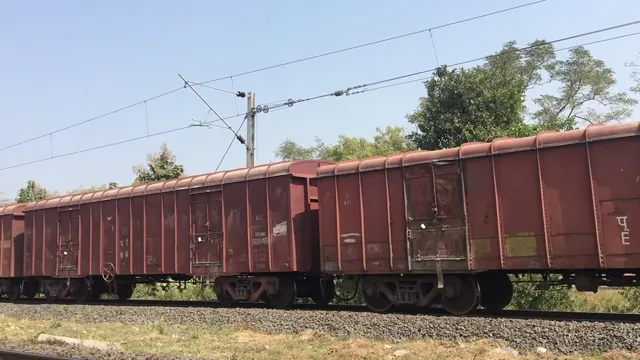 ବଗିରୁ ଛିଣ୍ଡିଗଲା ଇଞ୍ଜିନ, ଦୁର୍ଘଟଣାରୁ ଅଳ୍ପକେ ବର୍ତ୍ତିଲା ମାଲବାହୀ ଟ୍ରେନ୍‌