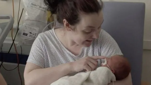 କରୋନା ସହ ଲଢୁଛି ନବଜାତ ଶିଶୁ, ଭାବପ୍ରବଣ ହୋଇ ମାଆ କହିଲେ...